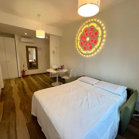 Lägenhet Rainbow Luxury Bari
