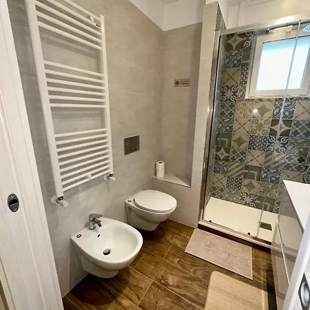 Rainbow Luxury * Bari