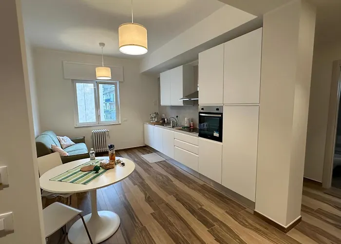 Apartment Rainbow Luxury Bari